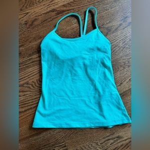 Lululemon Razorback tank with built in bra, small